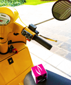 Concorso fotografico Giano, giugno, giallo e... Vespa! 28 Foto Giallina